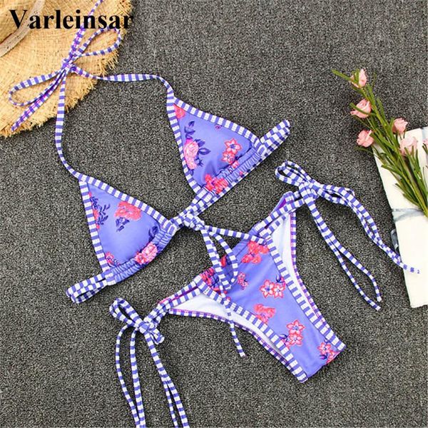 new 2020 floral halter knotted bikini women swimwear female swimsuit two-pieces bikini set bather bathing suit swim lady v2307, White;black
new 2020 floral halter knotted bikini women swimwear female swimsuit two-pieces bikini set bather bathing suit swim lady v2307, White;black