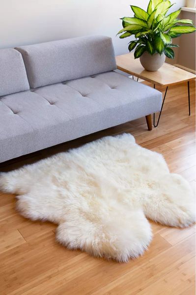 2-pelt real sheepskin rug genuine wool fur rug white natural wool carpet bed sofa mat
2-pelt real sheepskin rug genuine wool fur rug white natural wool carpet bed sofa mat