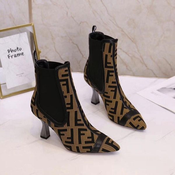 2020 luxurylouis vuitton fendi fashion women's latest autumn and winter new boots high heel socks shoes casual shoes size
2020 luxurylouis vuitton fendi fashion women's latest autumn and winter new boots high heel socks shoes casual shoes size