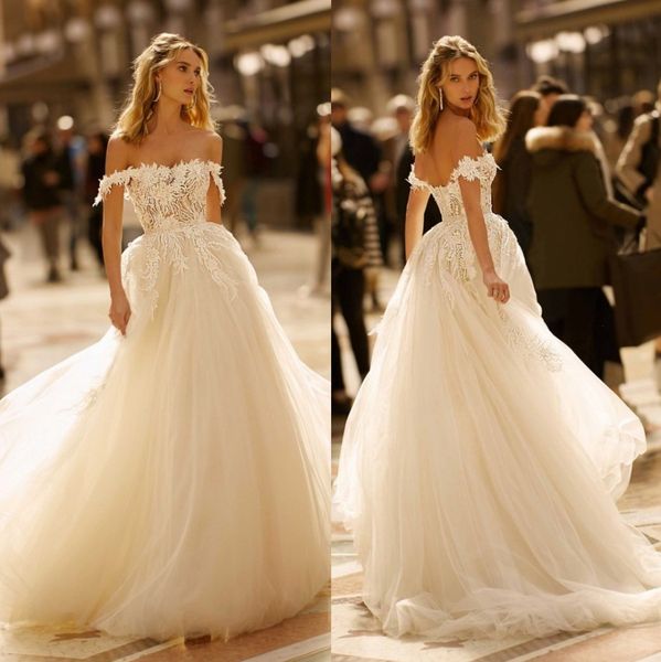 graceful berta beach wedding dresses off the shoulder lace appliqued bridal gowns a line sweep train tulle robe de mariée, White
graceful berta beach wedding dresses off the shoulder lace appliqued bridal gowns a line sweep train tulle robe de mariée, White