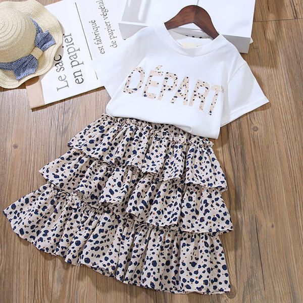 2020 new baby girls summer suits korean children short-sleeved fashion cake skirt two-piece children's sets, White
2020 new baby girls summer suits korean children short-sleeved fashion cake skirt two-piece children's sets, White