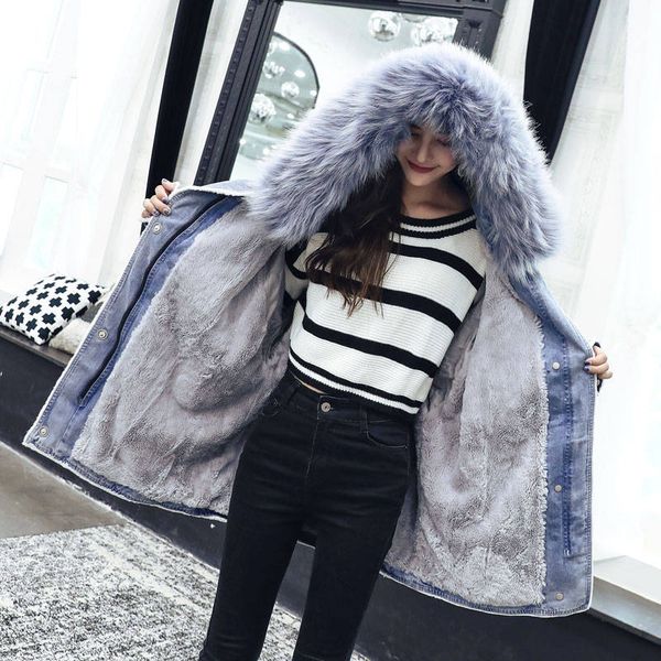plus velvet thicken denim winter jacket women hooded faux fur collar long parkas cotton jeans jacket female winter coats c5957, Black
plus velvet thicken denim winter jacket women hooded faux fur collar long parkas cotton jeans jacket female winter coats c5957, Black