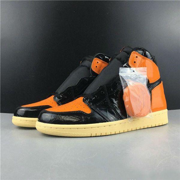 2019 новое прибытие 1 high og разрушенные backboard 3,0 черный оранжевый баскетбол обувь мужчины женщины 1s спортивные тапки
2019 новое прибытие 1 high og разрушенные backboard 3,0 черный оранжевый баскетбол обувь мужчины женщины 1s спортивные тапки