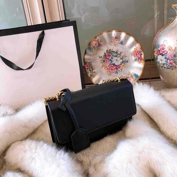 handbag fashion designer lady shoulder bag genuine leather metal chain crossbody bag coin pouch smooth plain color
handbag fashion designer lady shoulder bag genuine leather metal chain crossbody bag coin pouch smooth plain color