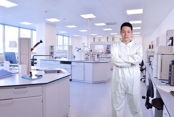 disposable protective coverall suit elastic waistband & cuffs isolation suit with long front zipper (xs
disposable protective coverall suit elastic waistband & cuffs isolation suit with long front zipper (xs