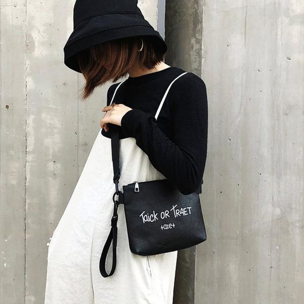 woman trendy line texture shoulder bag bright color messenger bag girls solid color letter leisure hand taschen #t1g 
woman trendy line texture shoulder bag bright color messenger bag girls solid color letter leisure hand taschen #t1g