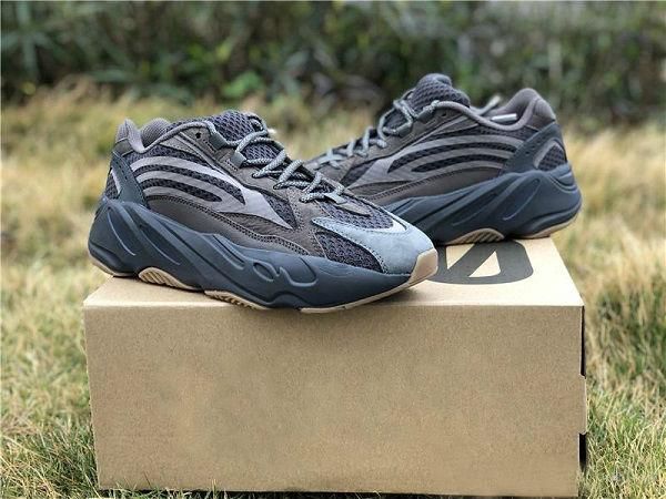 700 v2 geode brown grey womens mens basketball sports shoes kanye west 700s men women brand luxury sneakers
700 v2 geode brown grey womens mens basketball sports shoes kanye west 700s men women brand luxury sneakers