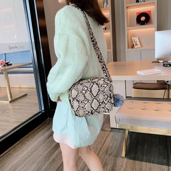 cool messenger bag snake shoulder bags for women pu leather sling bags serpentine purse handbag bolsa feminina women bag
cool messenger bag snake shoulder bags for women pu leather sling bags serpentine purse handbag bolsa feminina women bag