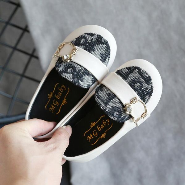 2020 spring new girls small leather shoes square rhinestone flat flat princess shoes wild fashion shallow shoes, Black;grey
2020 spring new girls small leather shoes square rhinestone flat flat princess shoes wild fashion shallow shoes, Black;grey