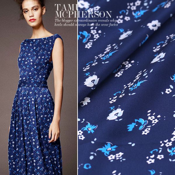 19 summer new 114cm width 16momme 100% silk crepe de chine fabric for women dress diy sewiing fashion cloth ing, Black;white
19 summer new 114cm width 16momme 100% silk crepe de chine fabric for women dress diy sewiing fashion cloth ing, Black;white