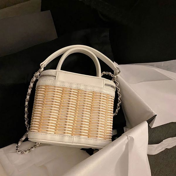мода box плетеных женщины сумка new rattan тканых мешки плеча цепь crossbody сумка 2020 ретро пляж бали стро кошелек
мода box плетеных женщины сумка new rattan тканых мешки плеча цепь crossbody сумка 2020 ретро пляж бали стро кошелек