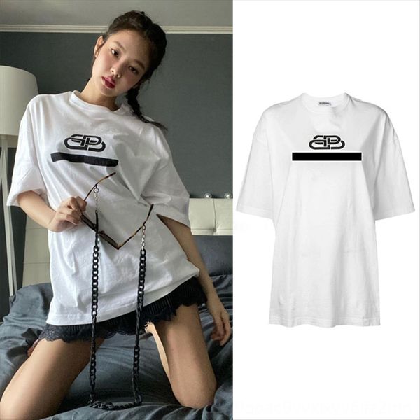 20ss jin zhini jennie пара ins кнопки модно замок геометрическое печать письмо круглый воротник короткий рукав, White
20ss jin zhini jennie пара ins кнопки модно замок геометрическое печать письмо круглый воротник короткий рукав, White