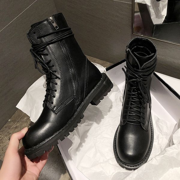 2020 fashion hoof heels winter autumn platform breathable round toe lace low heels women short boots
2020 fashion hoof heels winter autumn platform breathable round toe lace low heels women short boots