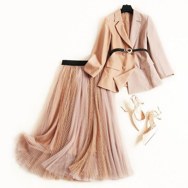 european and american women's winter 2019 new style double-breasted coat with long sleeves gauze skirt fashion solid color suit, White
european and american women's winter 2019 new style double-breasted coat with long sleeves gauze skirt fashion solid color suit, White