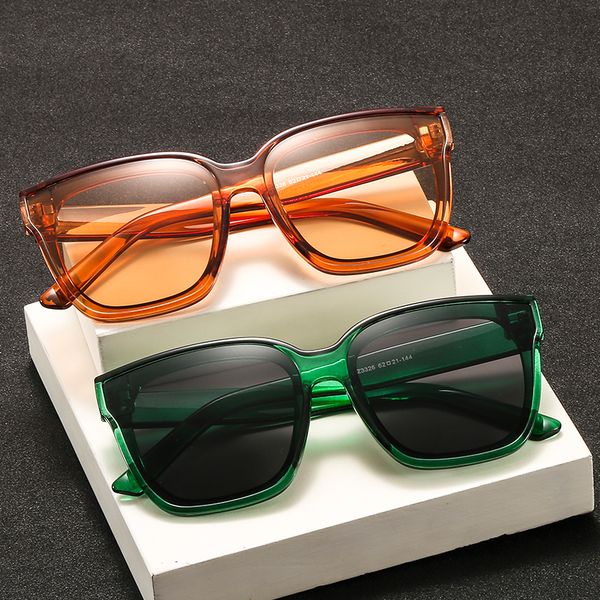 fashion woman sunglasses retro men metal frame driving sport eyeglasses outdoor lady travel beach eyewear z3326, White;black
fashion woman sunglasses retro men metal frame driving sport eyeglasses outdoor lady travel beach eyewear z3326, White;black