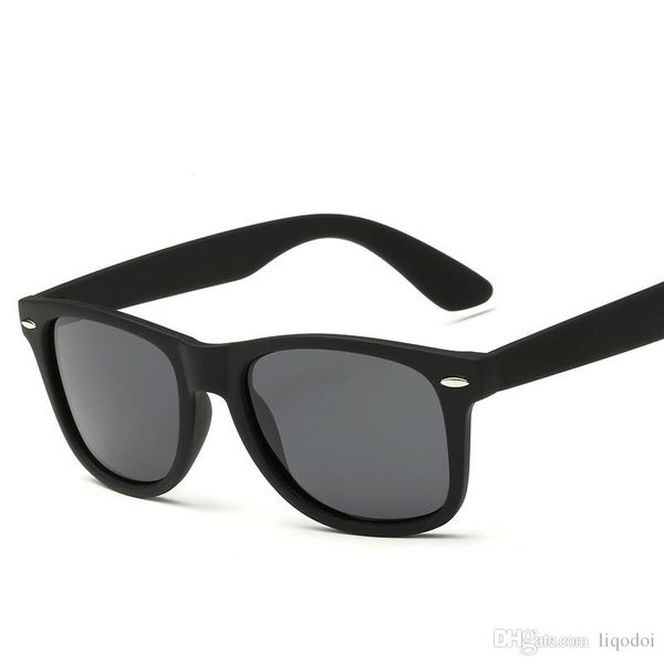 2017 fashion sunglass sunglasses men polarized driving mirror aviation black frame eyewear male sun glasses shades, White;black
2017 fashion sunglass sunglasses men polarized driving mirror aviation black frame eyewear male sun glasses shades, White;black