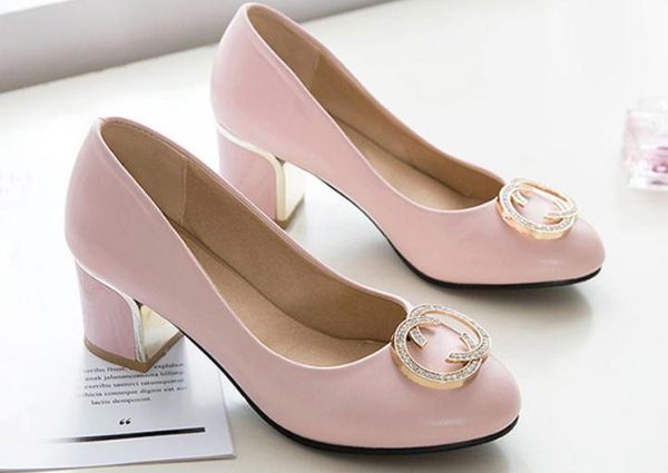 2019 women's shoes in spring and autumn with new style middle heel coarse heel round head @134, Black
2019 women's shoes in spring and autumn with new style middle heel coarse heel round head @134, Black