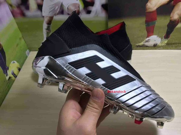2019 mens predator 19 fg soccer shoes 302 blue waterproof knitted breathable football shoes boot cristiano ronaldo soccer cleats
2019 mens predator 19 fg soccer shoes 302 blue waterproof knitted breathable football shoes boot cristiano ronaldo soccer cleats