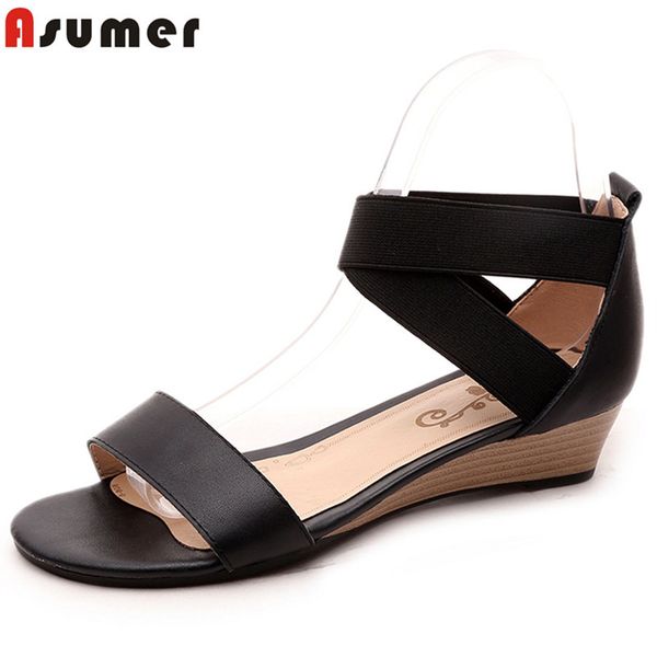 asumer plus size 34-42 new 2020 genuine leather women sandals wedges low heel summer casual shoes black ladies fashion shoes y200702
asumer plus size 34-42 new 2020 genuine leather women sandals wedges low heel summer casual shoes black ladies fashion shoes y200702