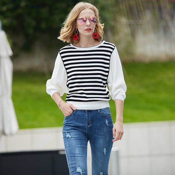 Brand Design Black Casual Women Top T-Shirt Spring V-neck Pure White Knit Elegant Black Ladies Knit Top T-shirt
Brand Design Black Casual Women Top T-Shirt Spring V-neck Pure White Knit Elegant Black Ladies Knit Top T-shirt