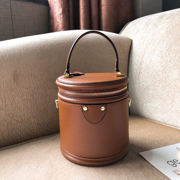 2020 новый стиль коровьей юань тун бао ручной crossbody сумка кошельки и сумки
2020 новый стиль коровьей юань тун бао ручной crossbody сумка кошельки и сумки