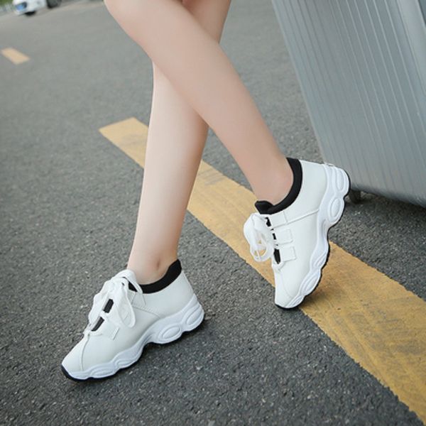 2019 spring and autumn new women's shoes sports non-slip soft bottom wear fashion comfortable casual shoes, Black
2019 spring and autumn new women's shoes sports non-slip soft bottom wear fashion comfortable casual shoes, Black