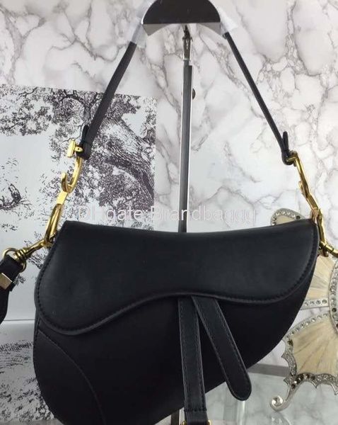 2020 fashion women designer classic ladies shoulder bag crossbody bag высококачественная сумка из натуральной кожи седельные сумки сумка для
2020 fashion women designer classic ladies shoulder bag crossbody bag высококачественная сумка из натуральной кожи седельные сумки сумка для