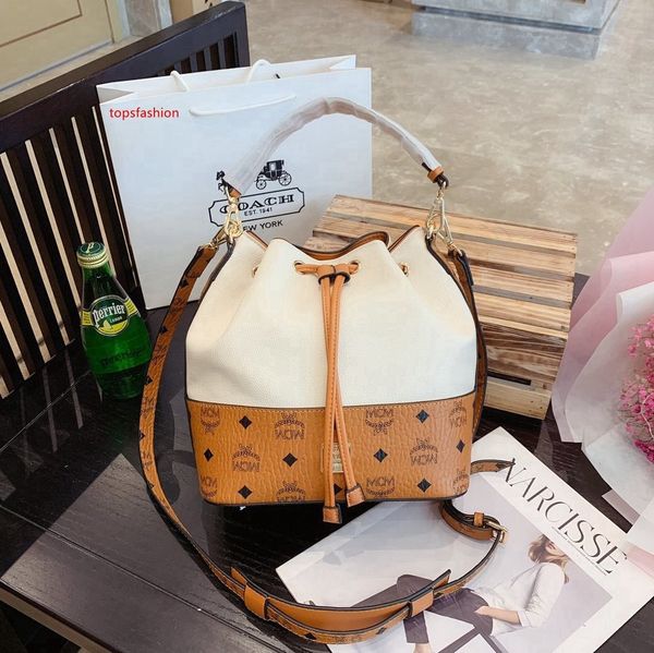 new leather women's fashion messenger shoulder bags crossbody handbags messenger quality guarantee - 3102
new leather women's fashion messenger shoulder bags crossbody handbags messenger quality guarantee - 3102