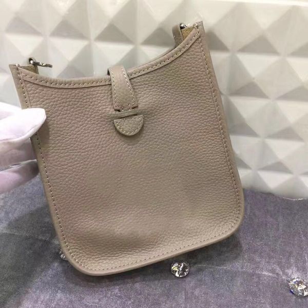 2018 wholesale real cowhide genuine leather fashion shoulder bag mini handbags polychromatic shopping bag purse casual messenger bag
2018 wholesale real cowhide genuine leather fashion shoulder bag mini handbags polychromatic shopping bag purse casual messenger bag