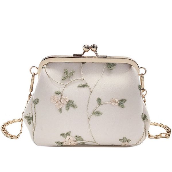 fashion small clip bag women flower print messenger bags female handbag shoulder cross-body vintage shell bag bolsa feminina
fashion small clip bag women flower print messenger bags female handbag shoulder cross-body vintage shell bag bolsa feminina