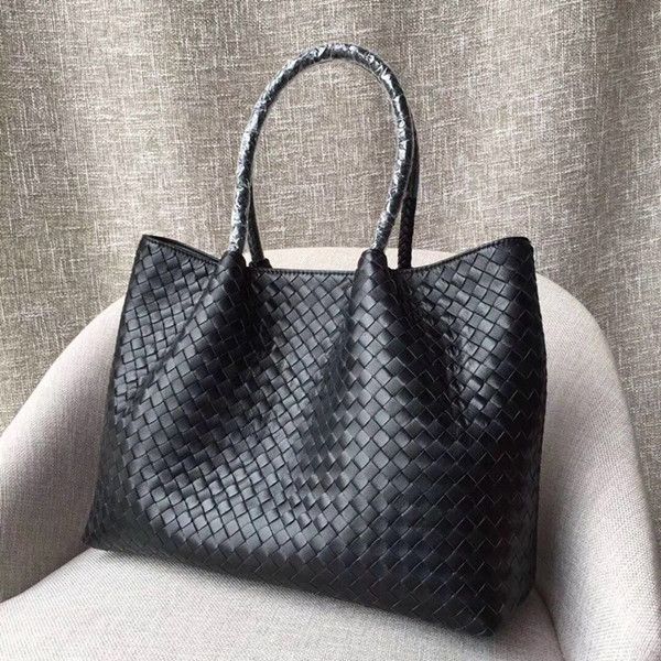 leather travel tote design. classic women's bag. designer handbag, removable liner carrier. casual style. shopping hand-woven essen qdh, Red;black
leather travel tote design. classic women's bag. designer handbag, removable liner carrier. casual style. shopping hand-woven essen qdh, Red;black