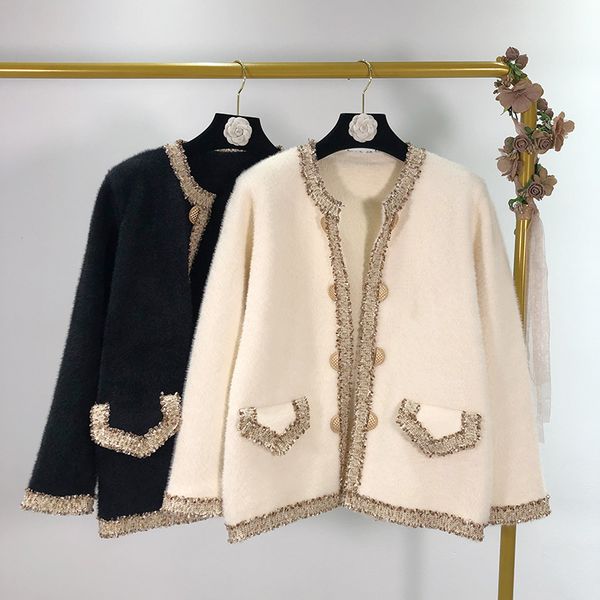 2019 autumn new style striped color matching temperament gentle wind jacket female, Black;brown
2019 autumn new style striped color matching temperament gentle wind jacket female, Black;brown