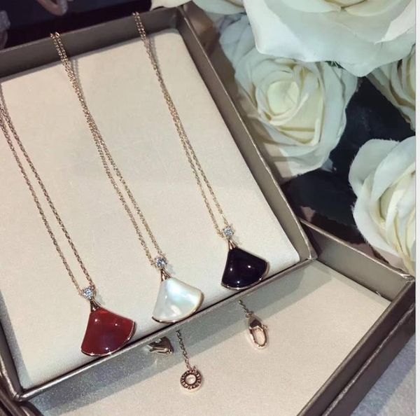 pure silver agate necklace female simple and versatile student clavicle chain agate necklace jewelry
pure silver agate necklace female simple and versatile student clavicle chain agate necklace jewelry