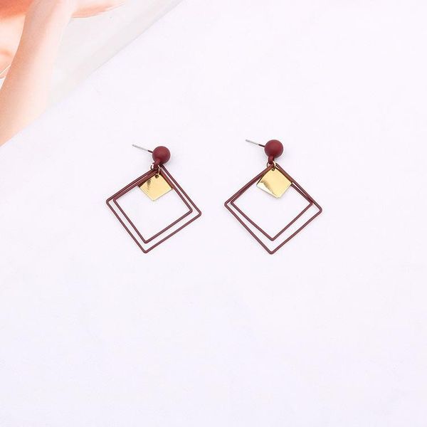 2020 designer korean version of the cold personality geometric earrings fashion wild hollow diamond metal square earrings female earrings, Silver
2020 designer korean version of the cold personality geometric earrings fashion wild hollow diamond metal square earrings female earrings, Silver