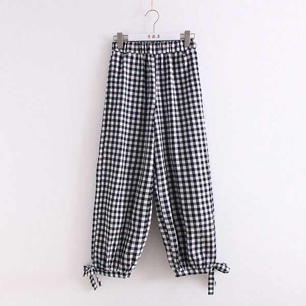 2020 summer new plaid elastic waist pants lace bow plaid casual pants female, Black;white
2020 summer new plaid elastic waist pants lace bow plaid casual pants female, Black;white