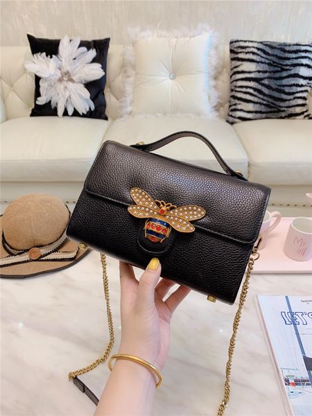 2019 brand fashion designer woman bag simple elegant shoulder bags atmospheric classic gui bags crossbody bag chain bag
2019 brand fashion designer woman bag simple elegant shoulder bags atmospheric classic gui bags crossbody bag chain bag