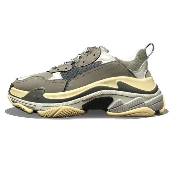 2020 triple s designer shoes for men women platform sneakers black white bred mens trainers fashion sports sneakers outdoor casual shoe l14
2020 triple s designer shoes for men women platform sneakers black white bred mens trainers fashion sports sneakers outdoor casual shoe l14
