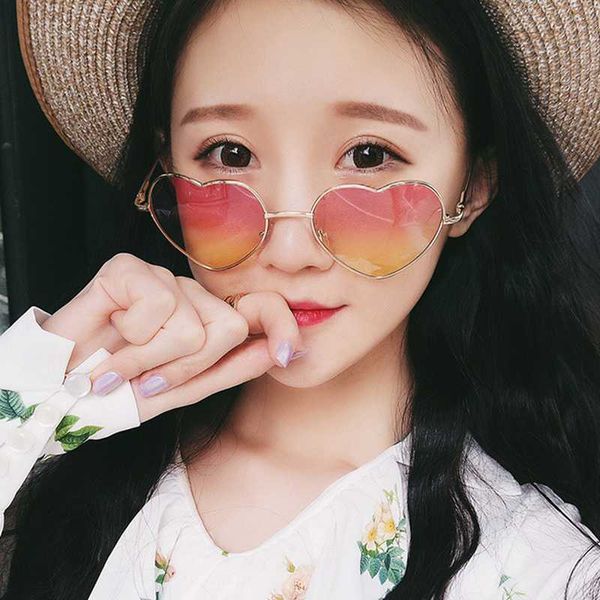fashion design love heart sunglasses brand women rimless sun glasses pink red gafas elegant shades lady vintage eyewear, White;black
fashion design love heart sunglasses brand women rimless sun glasses pink red gafas elegant shades lady vintage eyewear, White;black