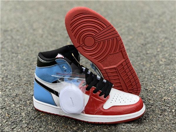 with box 1 fearless high og men basketball shoes university red blue white 1s unc chicago mens shoes sneakers
with box 1 fearless high og men basketball shoes university red blue white 1s unc chicago mens shoes sneakers