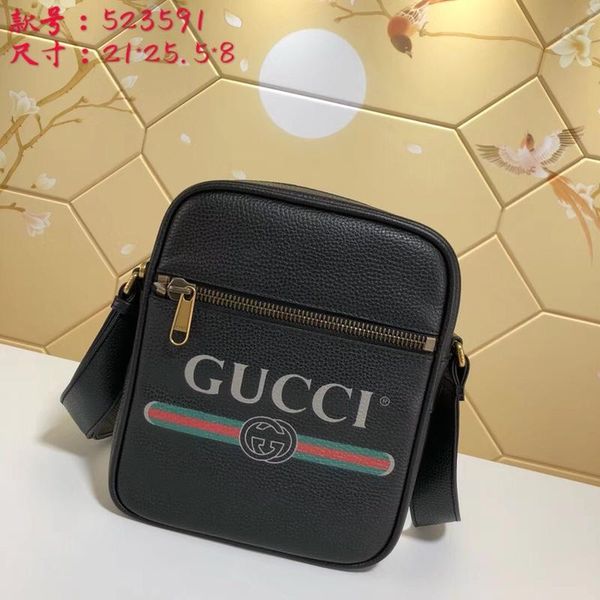 factory wholesale 2019 new handbag cross pattern synthetic leather shell chain bag shoulder messenger bag fashionista 21*25.5*8cm0001
factory wholesale 2019 new handbag cross pattern synthetic leather shell chain bag shoulder messenger bag fashionista 21*25.5*8cm0001