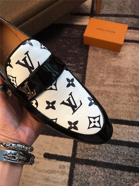 19ss роскошные chaussure мужчины кожаная обувь бизнес платье костюм обувь мужчины бренды буллок натуральная кожа черный зашнуровать свадебны, Black
19ss роскошные chaussure мужчины кожаная обувь бизнес платье костюм обувь мужчины бренды буллок натуральная кожа черный зашнуровать свадебны, Black
