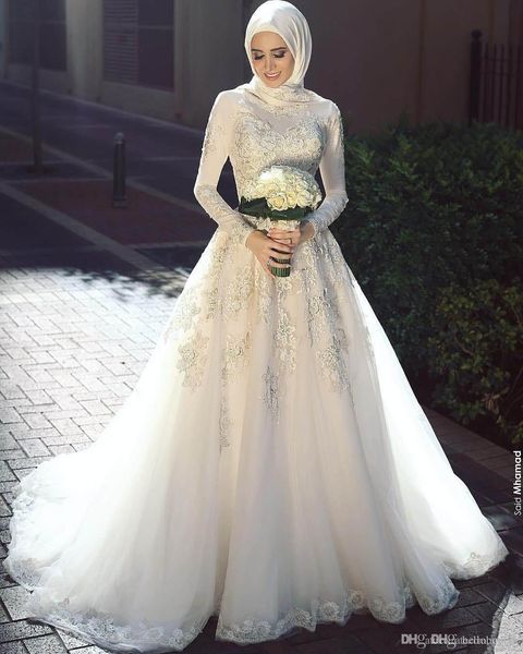 2019 new a line lace applique long sleeve muslim country vintage wedding dresses bridal gowns african spring wedding gown bohemian vestido, White 
2019 new a line lace applique long sleeve muslim country vintage wedding dresses bridal gowns african spring wedding gown bohemian vestido, White