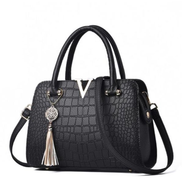 european and american trend explosion models women's bags 2020 spring autumn winter new fashion embossed handbag casual fringed pendant
european and american trend explosion models women's bags 2020 spring autumn winter new fashion embossed handbag casual fringed pendant