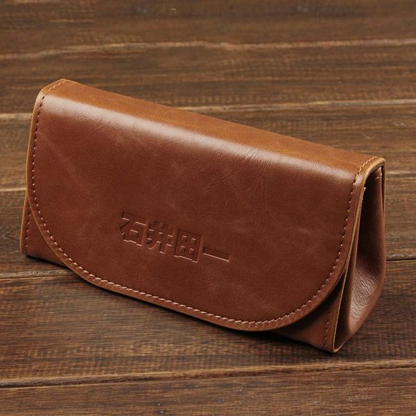 oversized pu leather sunglasses case spectacles box brown vintage for big frame storage, Silver
oversized pu leather sunglasses case spectacles box brown vintage for big frame storage, Silver