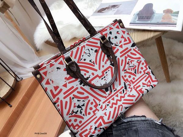 female bag printing handbag beach fashion messenger bags woman ladies purses totes leather handbags women girls
female bag printing handbag beach fashion messenger bags woman ladies purses totes leather handbags women girls