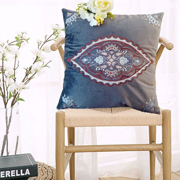 45*45cm cushion cover chinese classic style embroidery pillow case sofa cover velvet embroidery bedding supplies ing
45*45cm cushion cover chinese classic style embroidery pillow case sofa cover velvet embroidery bedding supplies ing