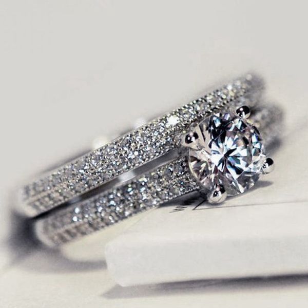 women white crystal wedding ring set 2pcs/set fashion jewelry silver color ring romantic engagement rings for lover's gif
women white crystal wedding ring set 2pcs/set fashion jewelry silver color ring romantic engagement rings for lover's gif