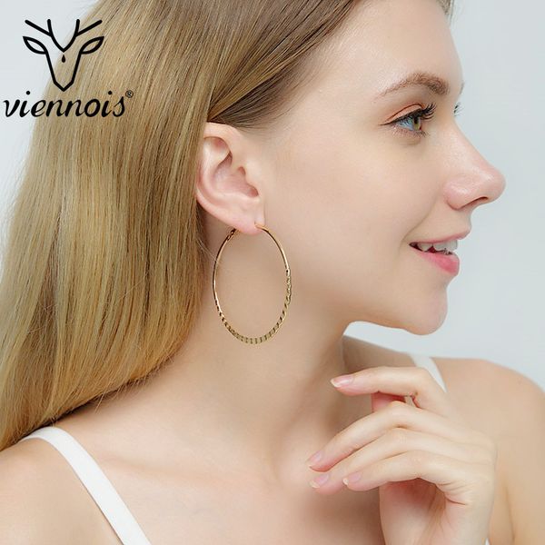 viennois trendy rose gold & silver color round earrings personality for women party jewelry 2019, Golden;silver
viennois trendy rose gold & silver color round earrings personality for women party jewelry 2019, Golden;silver