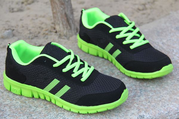2019 sell original triple white black grey pink women men special section sports sneaker increased casual shoes
2019 sell original triple white black grey pink women men special section sports sneaker increased casual shoes
