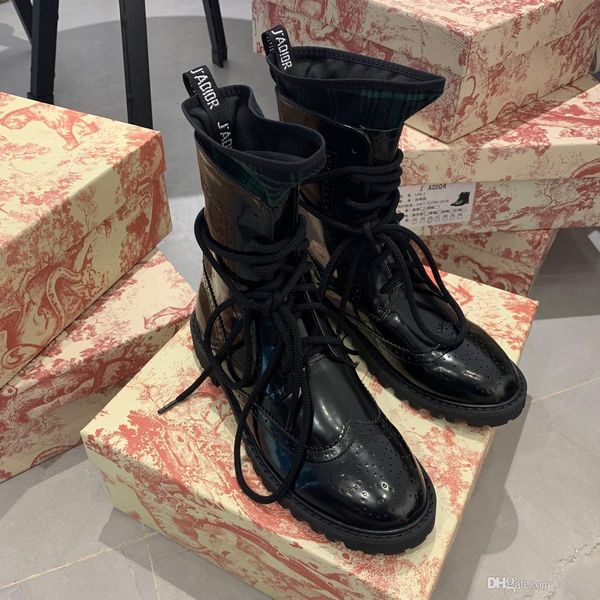2019 new martin boots female british wind students personality high-end of the wild short tube women's boots winter and autumn single b
2019 new martin boots female british wind students personality high-end of the wild short tube women's boots winter and autumn single b